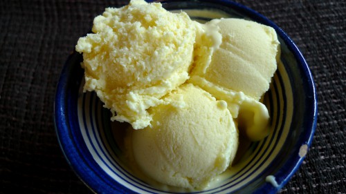Mango – kokospiena saldējums